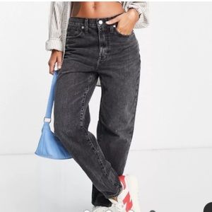 Madewell Baggy Tapered Jeans in Black Wash